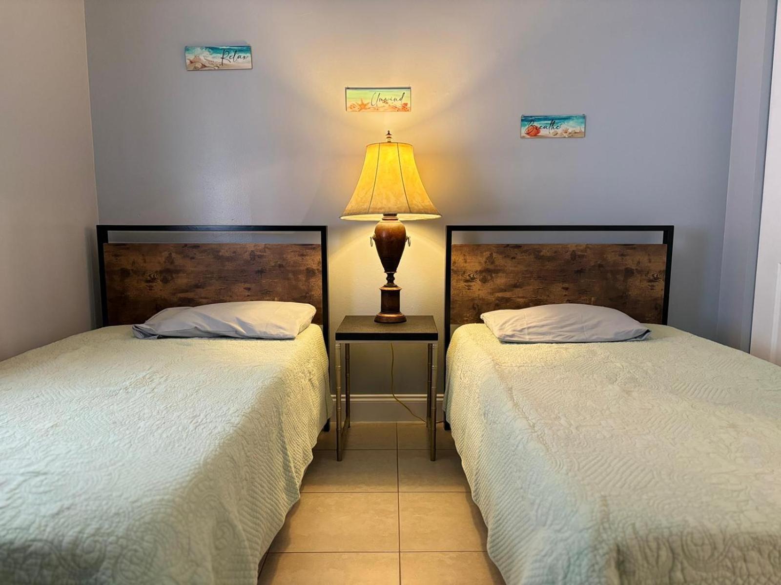 Coastal Breeze - 2Br Apartment เวสต์ปาล์มบีช ภายนอก รูปภาพ